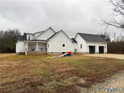 Exterior - 7017 Claiborne Rd, Sutherland, VA 23885 photo 4 of 10