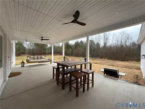 Exterior - 7017 Claiborne Rd, Sutherland, VA 23885 photo 8 of 10