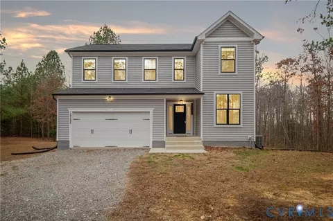 18395 Teman Rd, Beaverdam, VA 23015