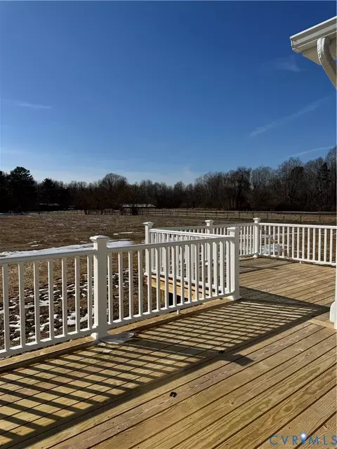 Exterior - 1306 General Puller Hwy, Saluda, VA 23149 photo 3 of 4