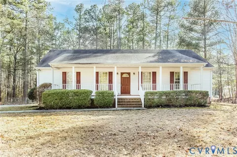 4751 Tatum Rd, Disputanta, VA 23842