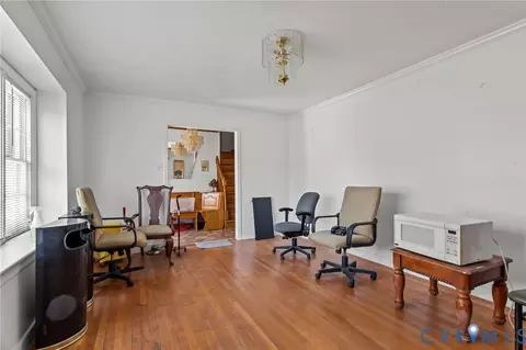 Living - 7815 Kahlua Dr, Richmond, VA 23227 photo 2 of 3
