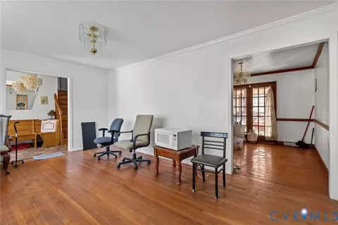 Living - 7815 Kahlua Dr, Richmond, VA 23227 photo 3 of 3