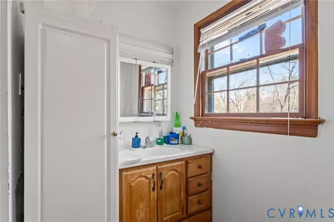 Bath - 7815 Kahlua Dr, Richmond, VA 23227 photo 1 of 3