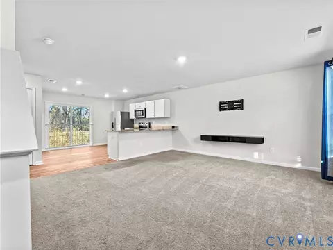 3605 Roselawn Ter, Hopewell, VA 23860