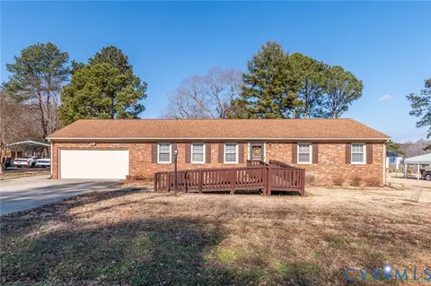 10916 Beaver Castle Rd, Hopewell, VA 23860