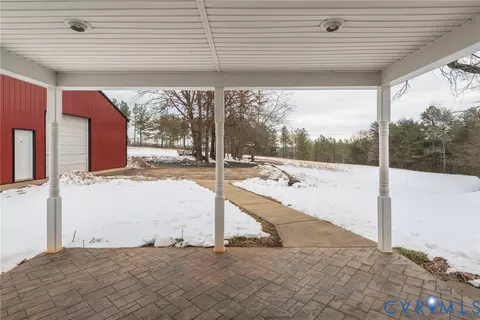 897 Willow Lake Rd, Buckingham, VA 23921 photo 3