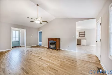Living - 7045 Tranquility Ln, Sutherland, VA 23885 photo 2 of 3