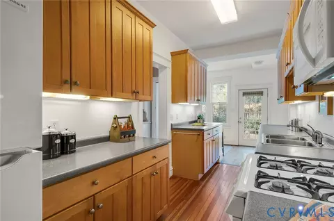 Kitchen - 2413 Stuart Ave, Richmond, VA 23220 photo 1 of 3