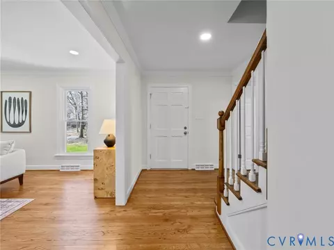 Entry Way - 2501 Wildercroft Rd, Midlothian, VA 23113 photo 4 of 10