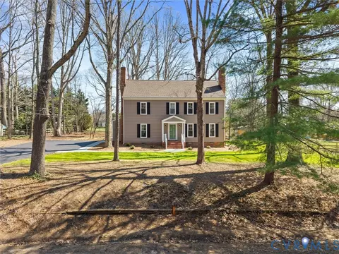 Exterior - 2501 Wildercroft Rd, Midlothian, VA 23113 photo 5 of 15