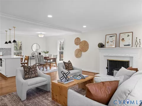 Living - 2501 Wildercroft Rd, Midlothian, VA 23113 photo 2 of 8