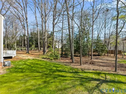 Exterior - 2501 Wildercroft Rd, Midlothian, VA 23113 photo 3 of 15