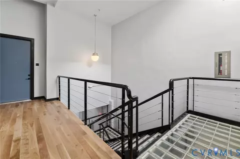 Entry Way - 2201 E Main St, Richmond, VA 23223 photo 3 of 5
