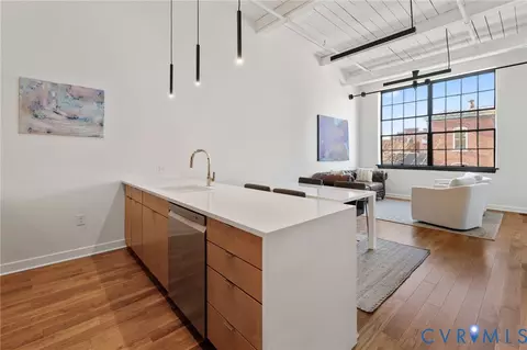 Kitchen - 2201 E Main St, Richmond, VA 23223 photo 3 of 10