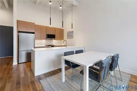 Dining - 2201 E Main St, Richmond, VA 23223 photo 1 of 4