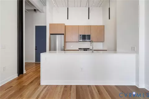 Kitchen - 2201 E Main St, Richmond, VA 23223 photo 2 of 10