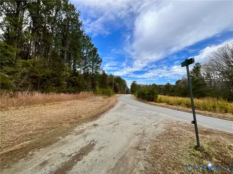 23 B Riverwood Dr # -3, Lancaster, VA 22503