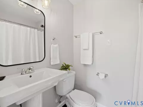 Bath - 11803 N Briar Patch Dr, Midlothian, VA 23113 photo 2 of 2