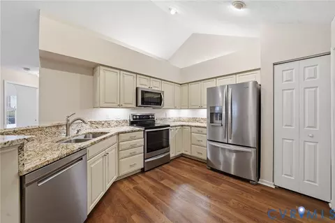 1336 Tannery Cir, Midlothian, VA 23113 photo 11