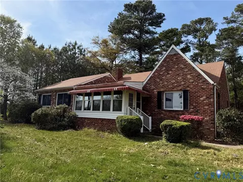 1310 Birdsong Rd, South Prince George, VA 23805