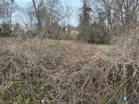 9001 Oak Lawn St, Chesterfield, VA 23237