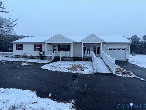 1362 Little Low Ground Rd, Emporia, VA 23847