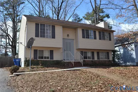 5218 Autumnleaf Dr, Ampthill, VA 23234