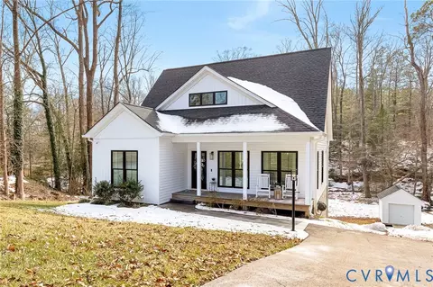 9139 Pembridge Dr, Mechanicsville, VA 23116