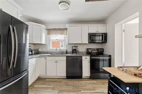 Kitchen - 8911 Mapleton Rd, Henrico, VA 23229 photo 2 of 3
