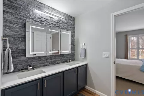 Bath - 6115 Prospect Rd, Gloucester, VA 23061 photo 4 of 5