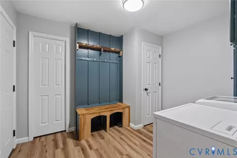 Entry Way - 6115 Prospect Rd, Gloucester, VA 23061 photo 2 of 4