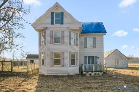 9144 General Puller Hwy, Topping, VA 23169