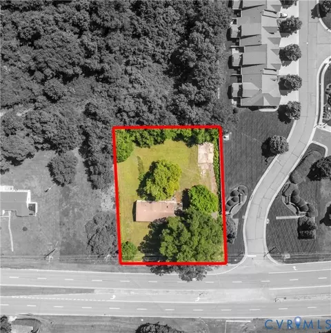 8212 Shady Grove Rd, Mechanicsville, VA 23111