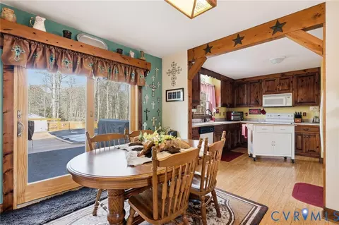 Dining - 4022 Evelake Rd, Richmond, VA 23237 photo 1 of 2