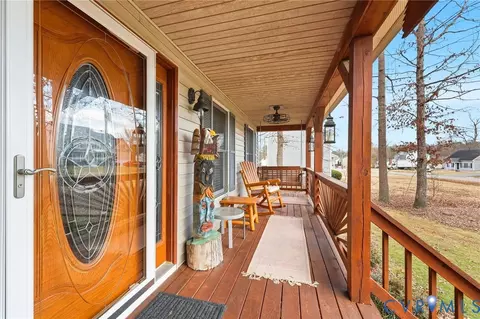 Exterior - 4022 Evelake Rd, Richmond, VA 23237 photo 9 of 9