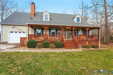Exterior - 4022 Evelake Rd, Richmond, VA 23237 photo 2 of 9