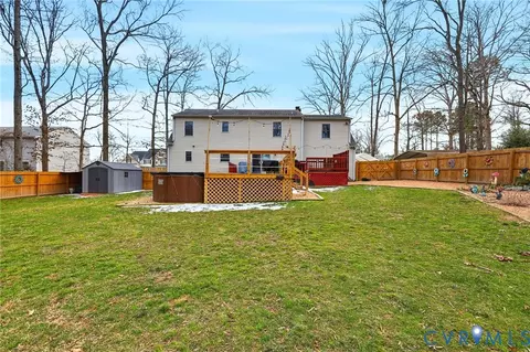 Exterior - 4022 Evelake Rd, Richmond, VA 23237 photo 5 of 9