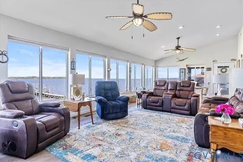 683 Villa Rd, Claremont, VA 23899