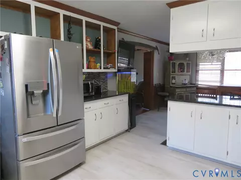 Kitchen - 44 Adsit Ln, Freeman, VA 23856 photo 5 of 12