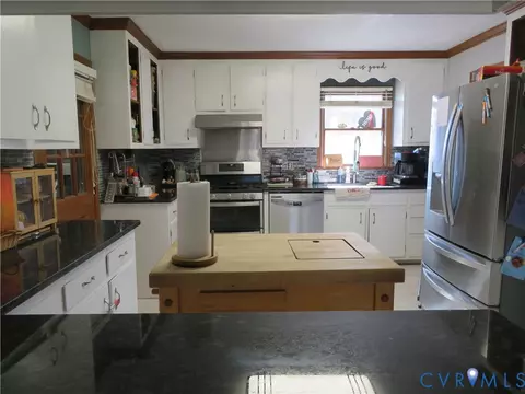 Kitchen - 44 Adsit Ln, Freeman, VA 23856 photo 11 of 12