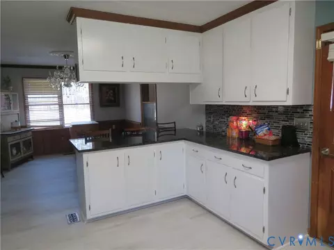 Kitchen - 44 Adsit Ln, Freeman, VA 23856 photo 7 of 12
