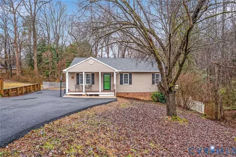 7142 Mccauley Ln, Mechanicsville, VA 23111