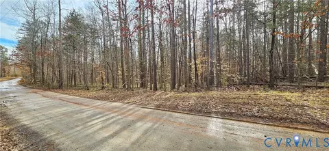 9 61 Springfield Rd # -A, Meherrin, VA 23954