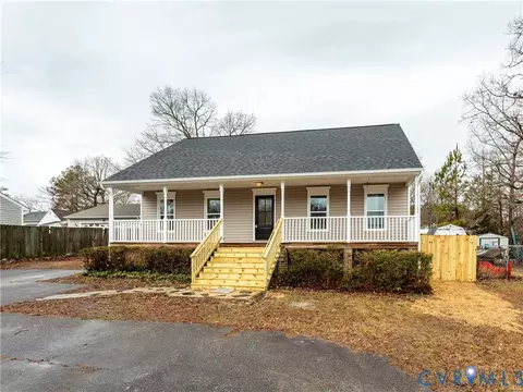 14306 Traywick Dr, Chester, VA 23836