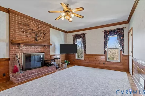 Living - 2101 Normandstone Dr, Midlothian, VA 23113 photo 3 of 6
