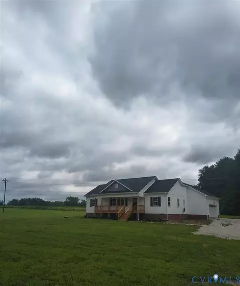 11051 Easy St, Disputanta, VA 23842