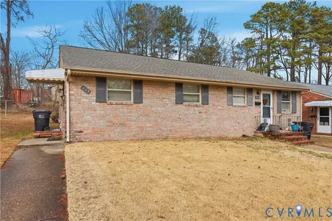 308-310 Prince Albert Ave, Colonial Heights, VA 23834
