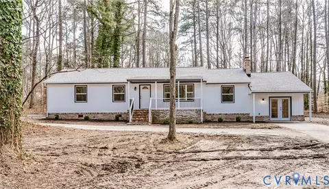 12841 Penny Ln, Midlothian, VA 23112