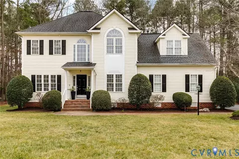 12231 Green Vista Ct, Chester, VA 23836